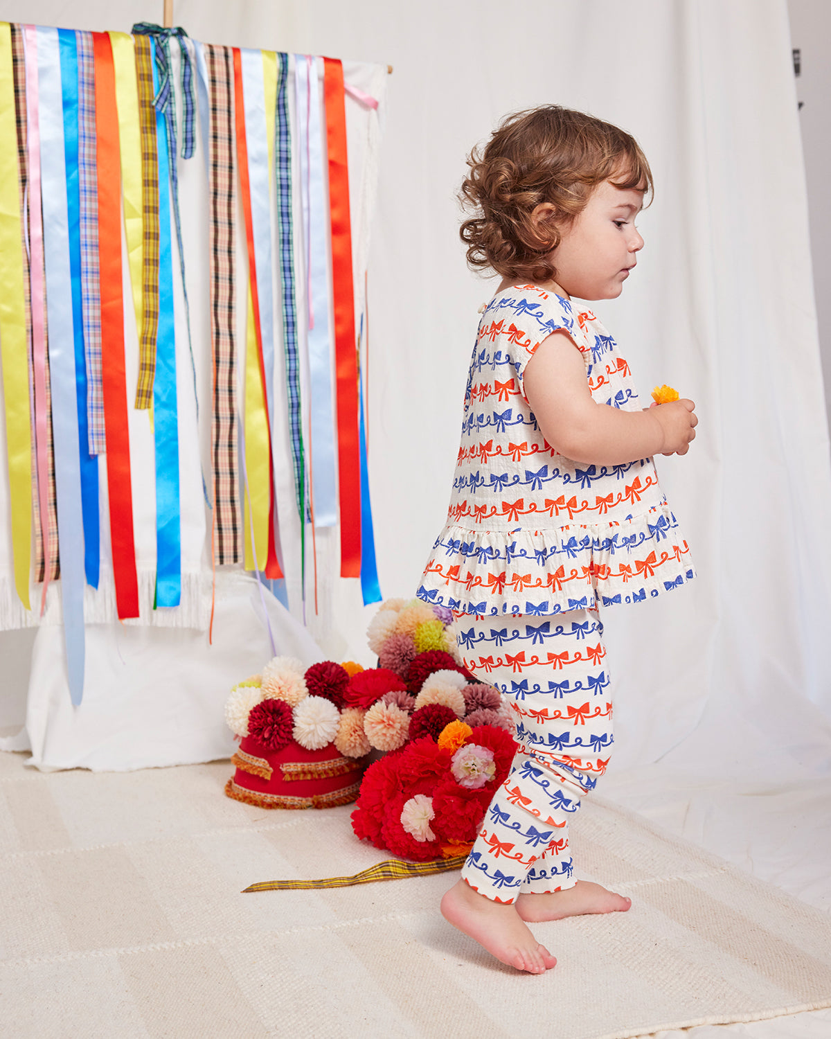 BABY RIBBON BOW ALL OVER LEGGINGS