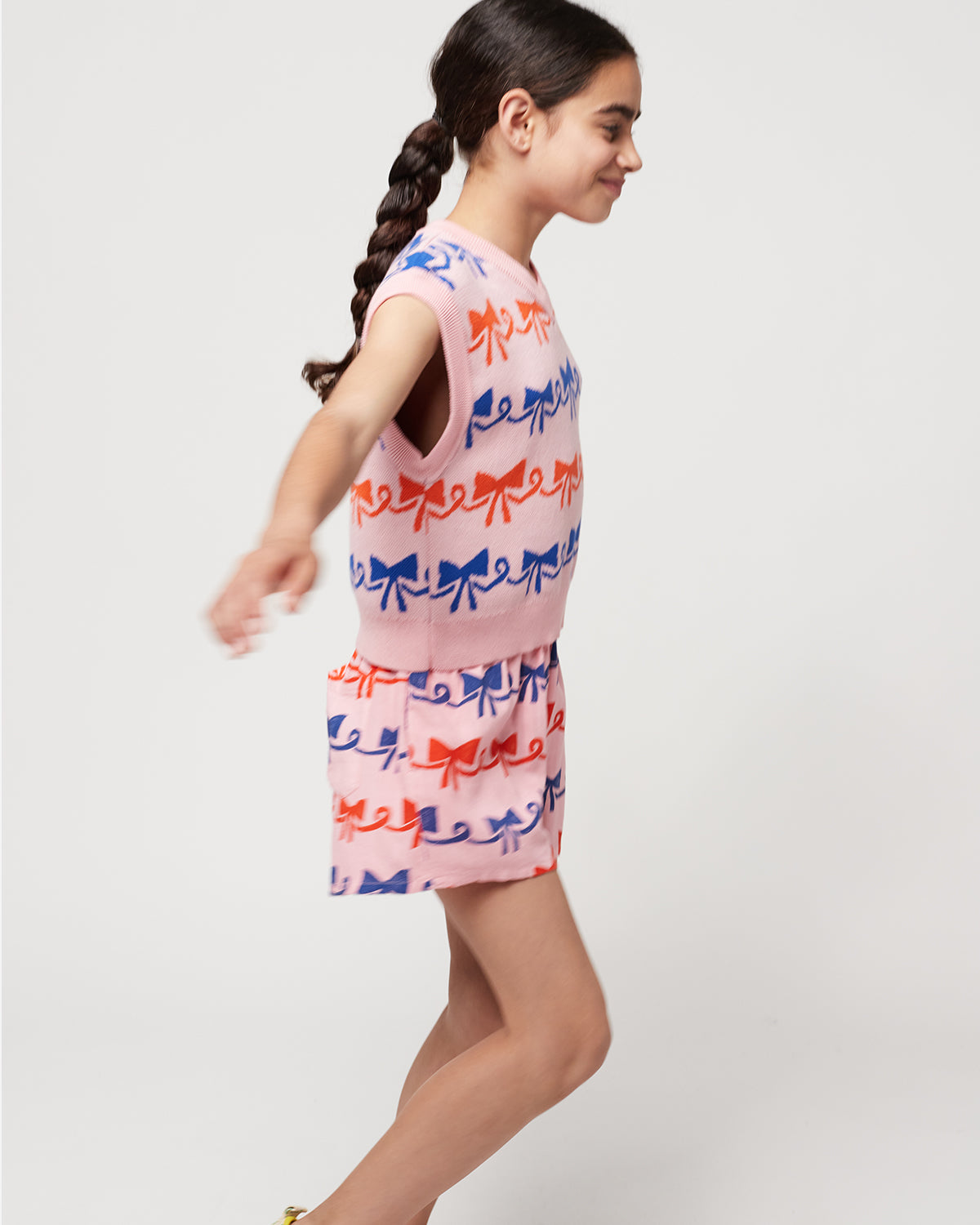 RIBBON BOW ALL OVER JACQUARD VEST