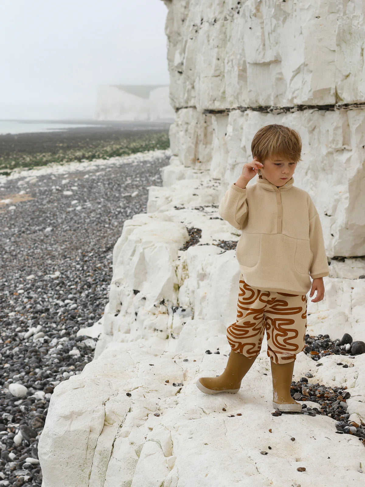 WARM SAND FLEECE SWEATER