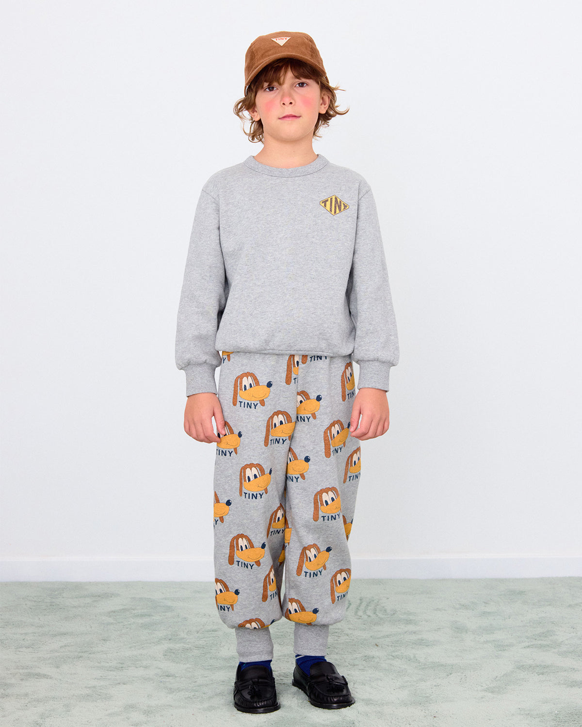 DIAMOND TINY GRAPHIC SWEATSHIRT