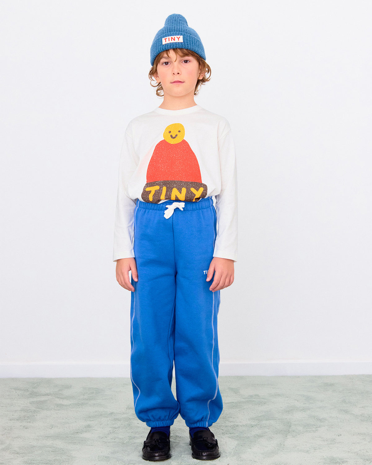 BEANIE GRAPHIC SLEEVE TEE