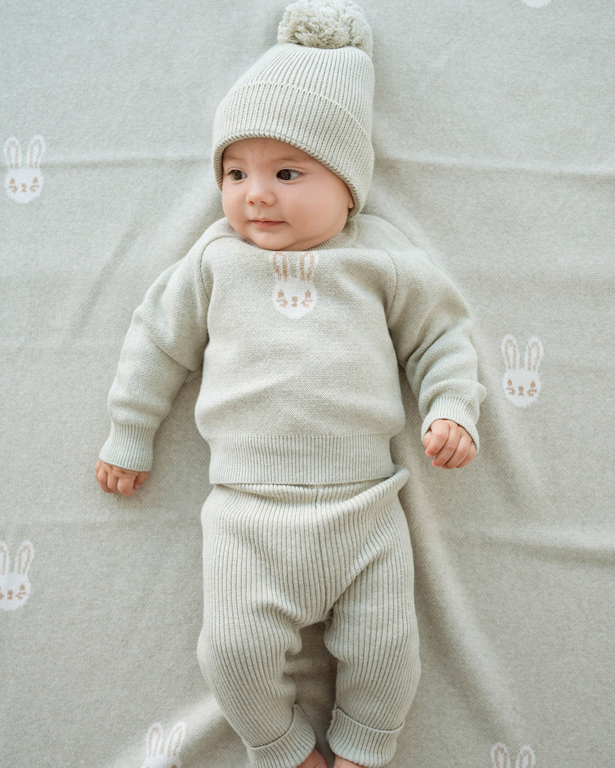 BUNNY KNITTED BLANKET - HONEYDEW MARLE