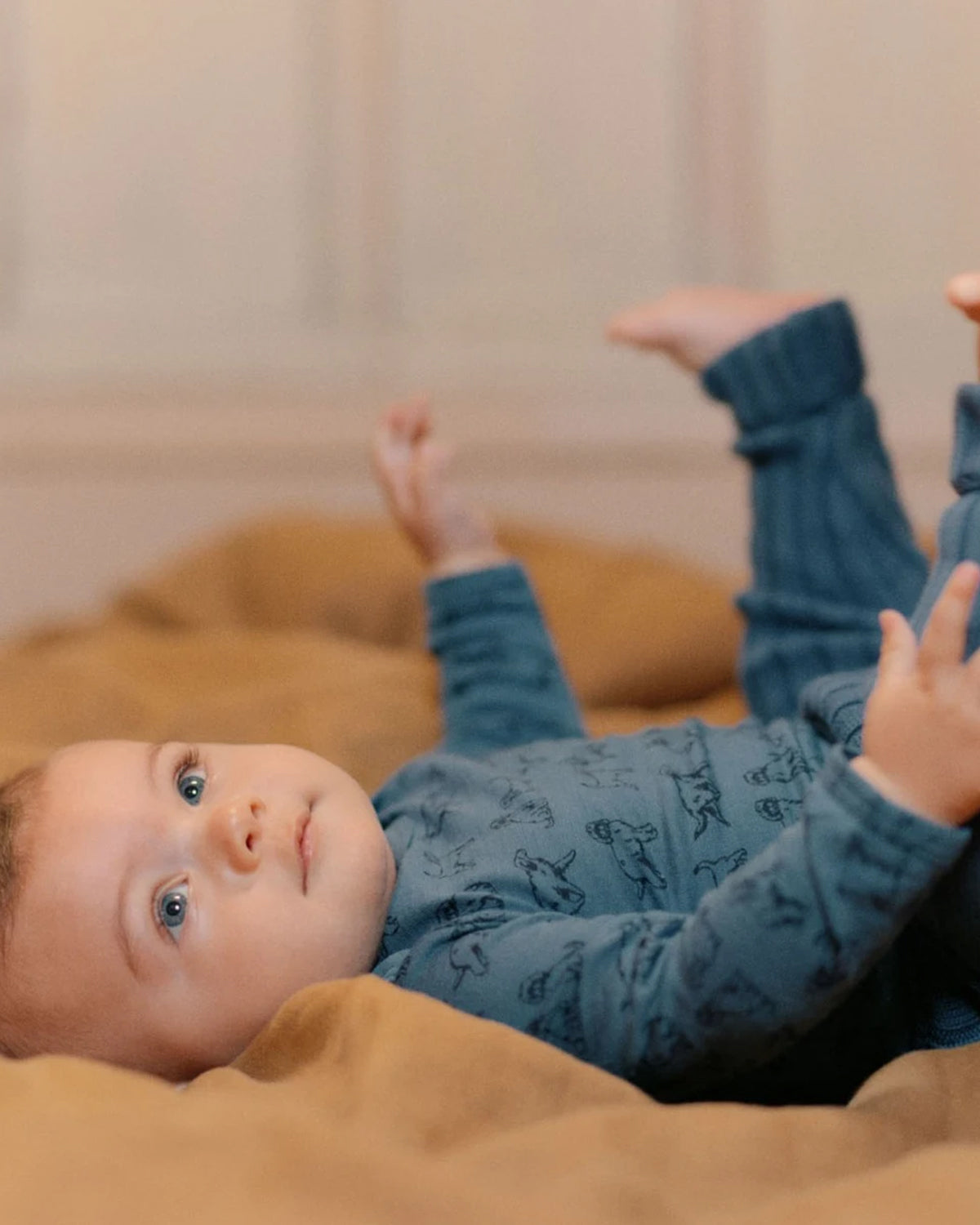 MERINO ESSENTIAL L/S BODYSUIT - DOG DAYS PRINT MERINO