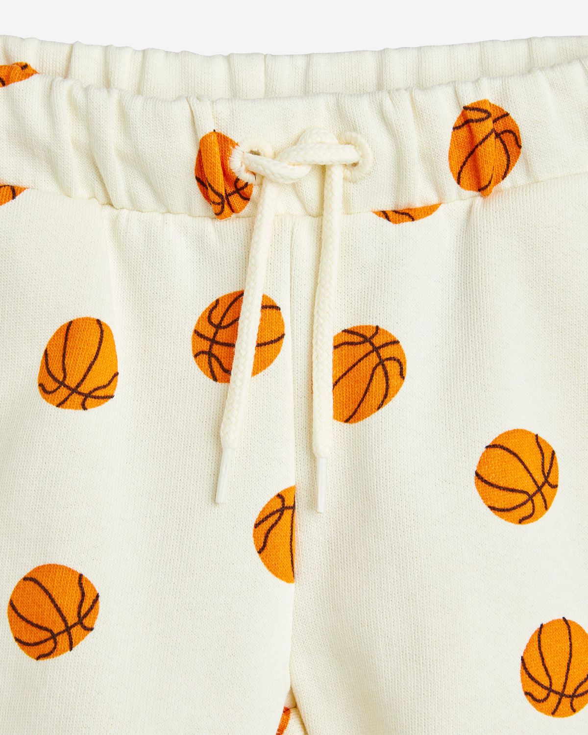 BASKETBALL SWEATSHORTS