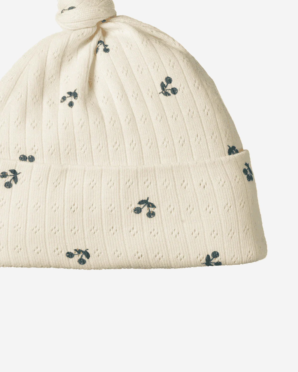 KNOTTED BEANIE POINTELLE - WINTER BERRY PRINT