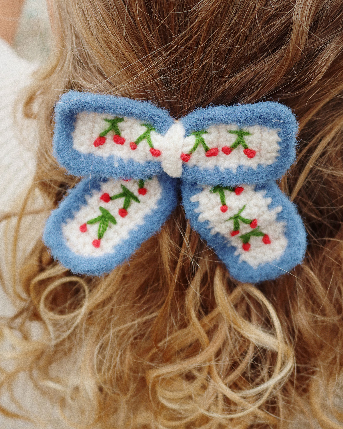 CHERRY CROCHET BOW CLIP - CHERRY