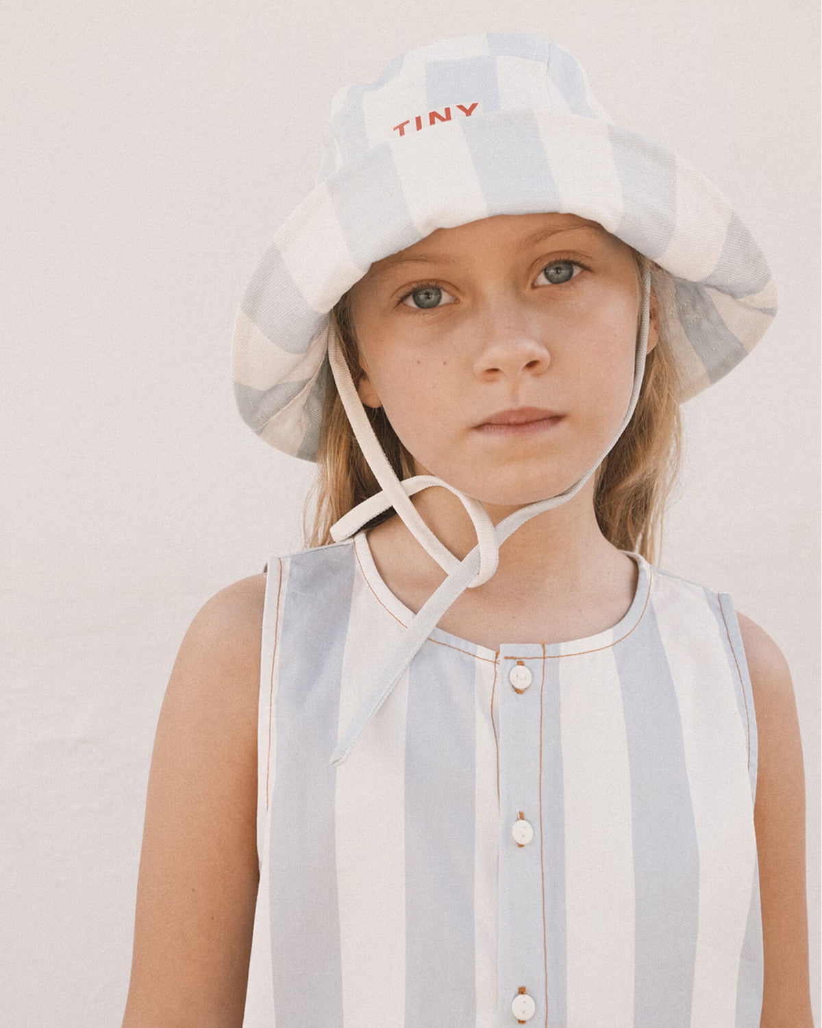 BLUE STRIPES BUCKET HAT