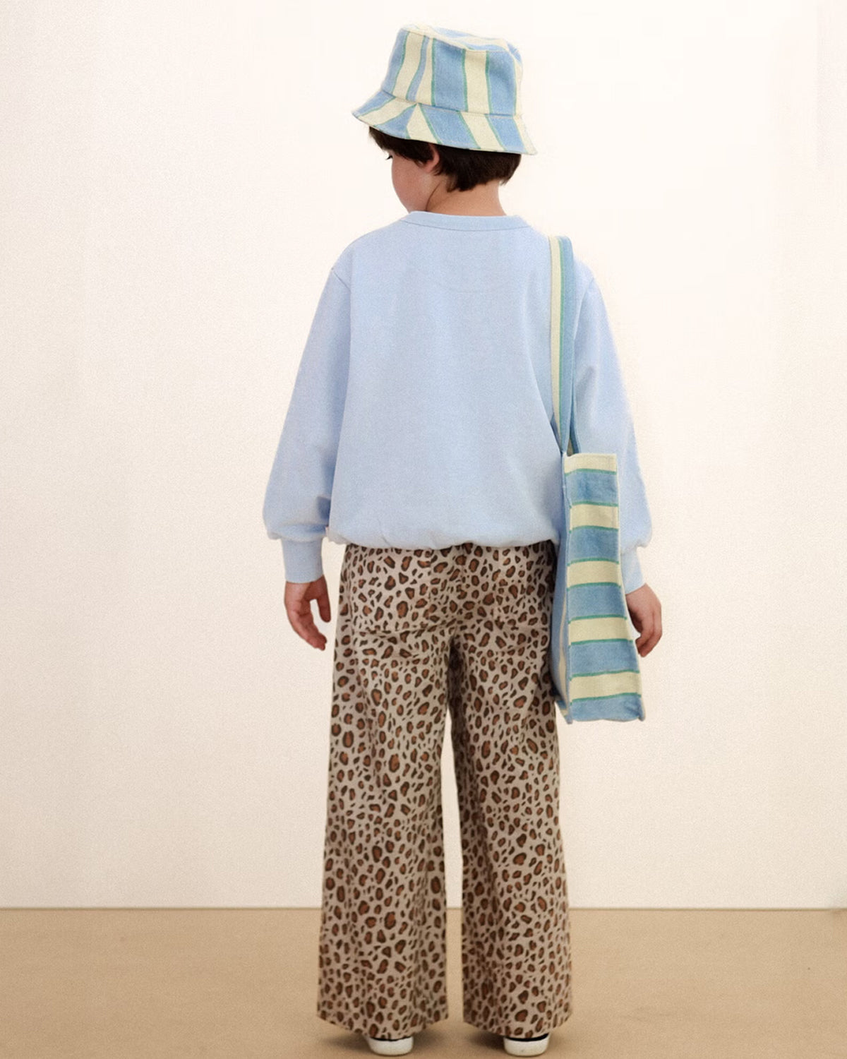 TINY HAT GRAPHIC SWEATSHIRT