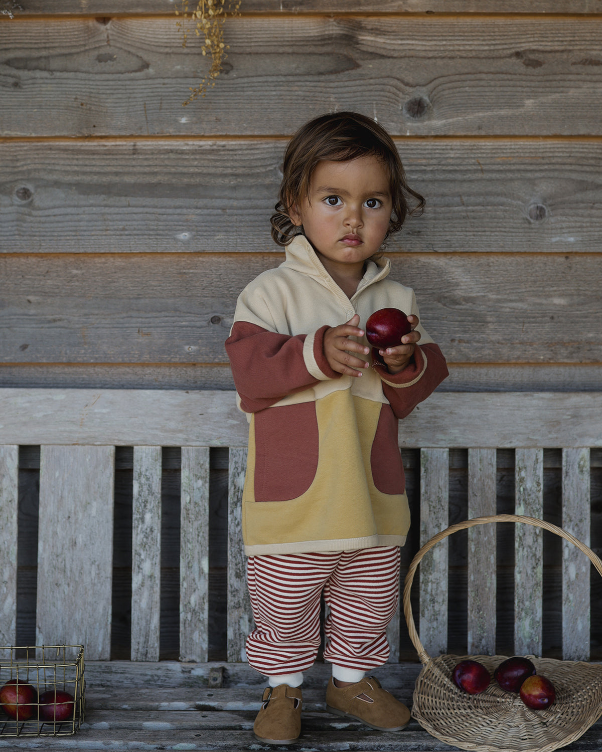 COLOUR BLOCK SWEATER