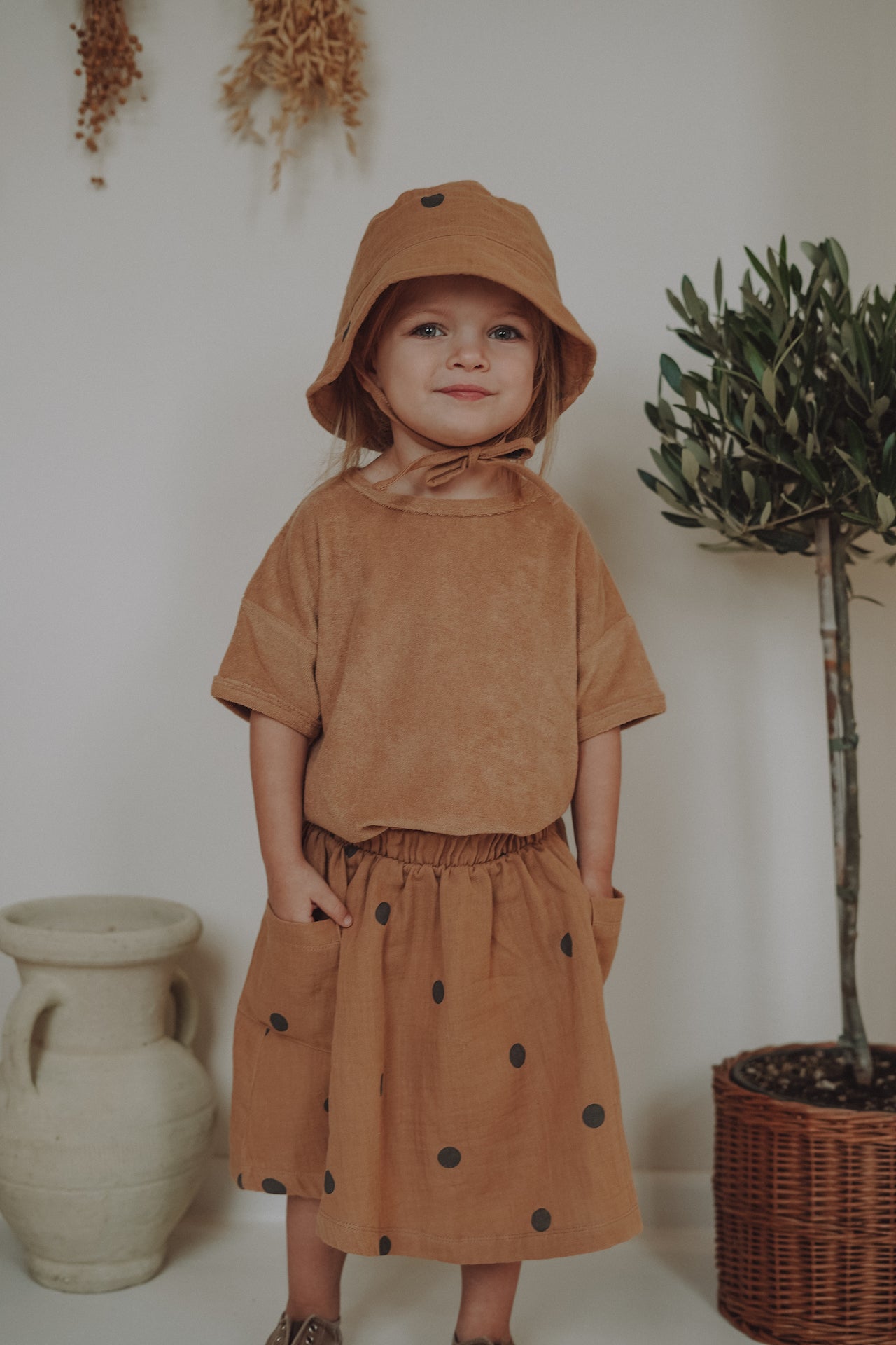 GOLD DOTS BUCKET SUN HAT