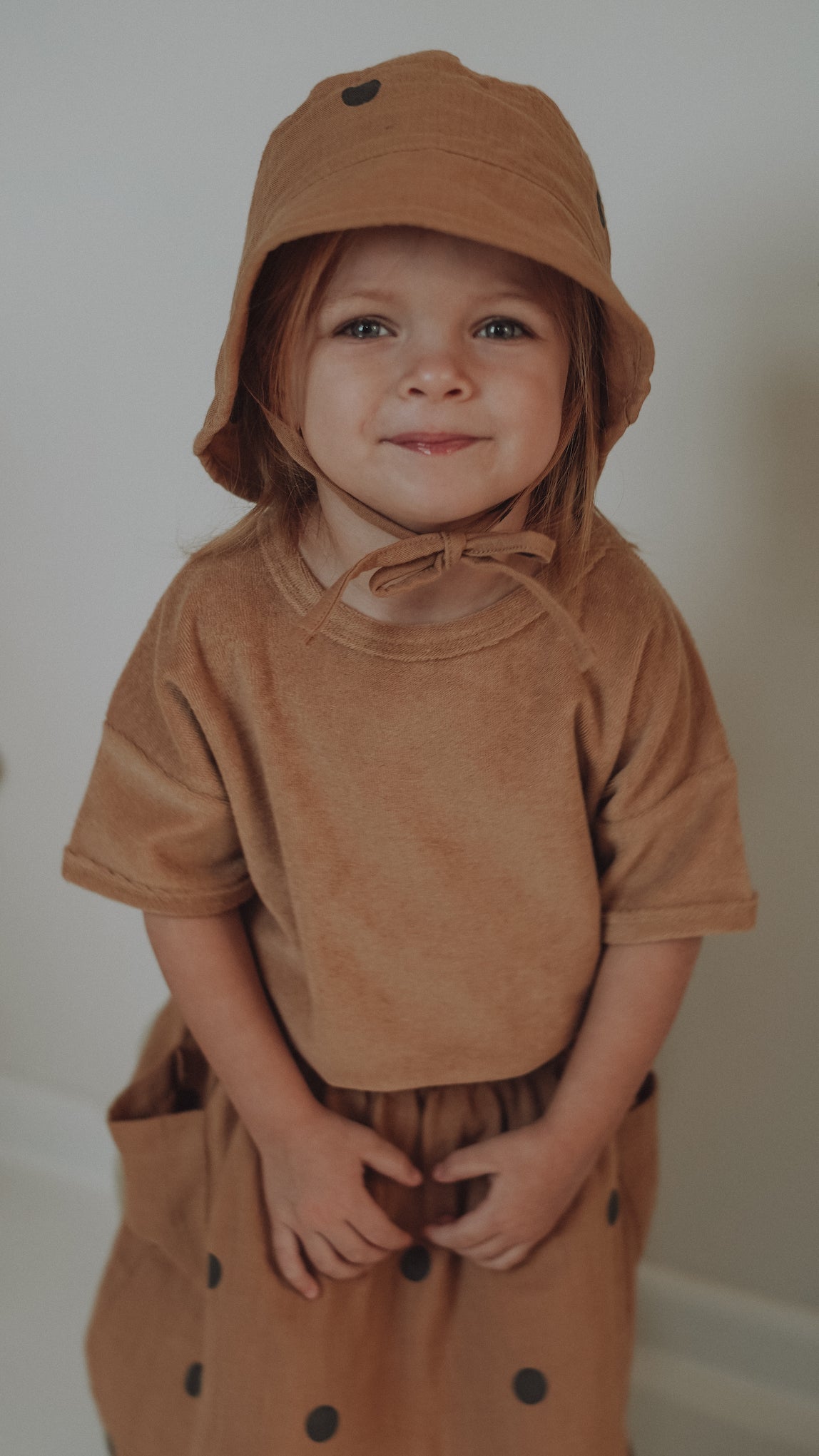 GOLD DOTS BUCKET SUN HAT