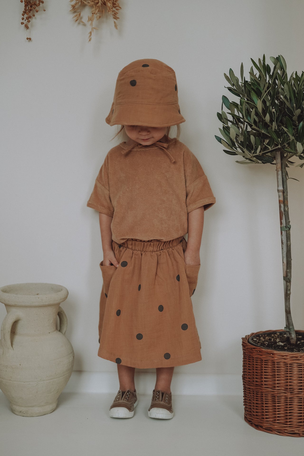 GOLD DOTS BUCKET SUN HAT