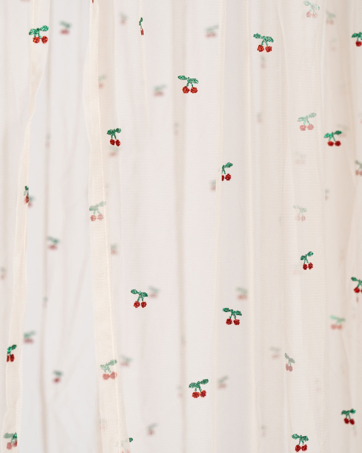 BED CANOPY TULLE - CHERRY GLITTER